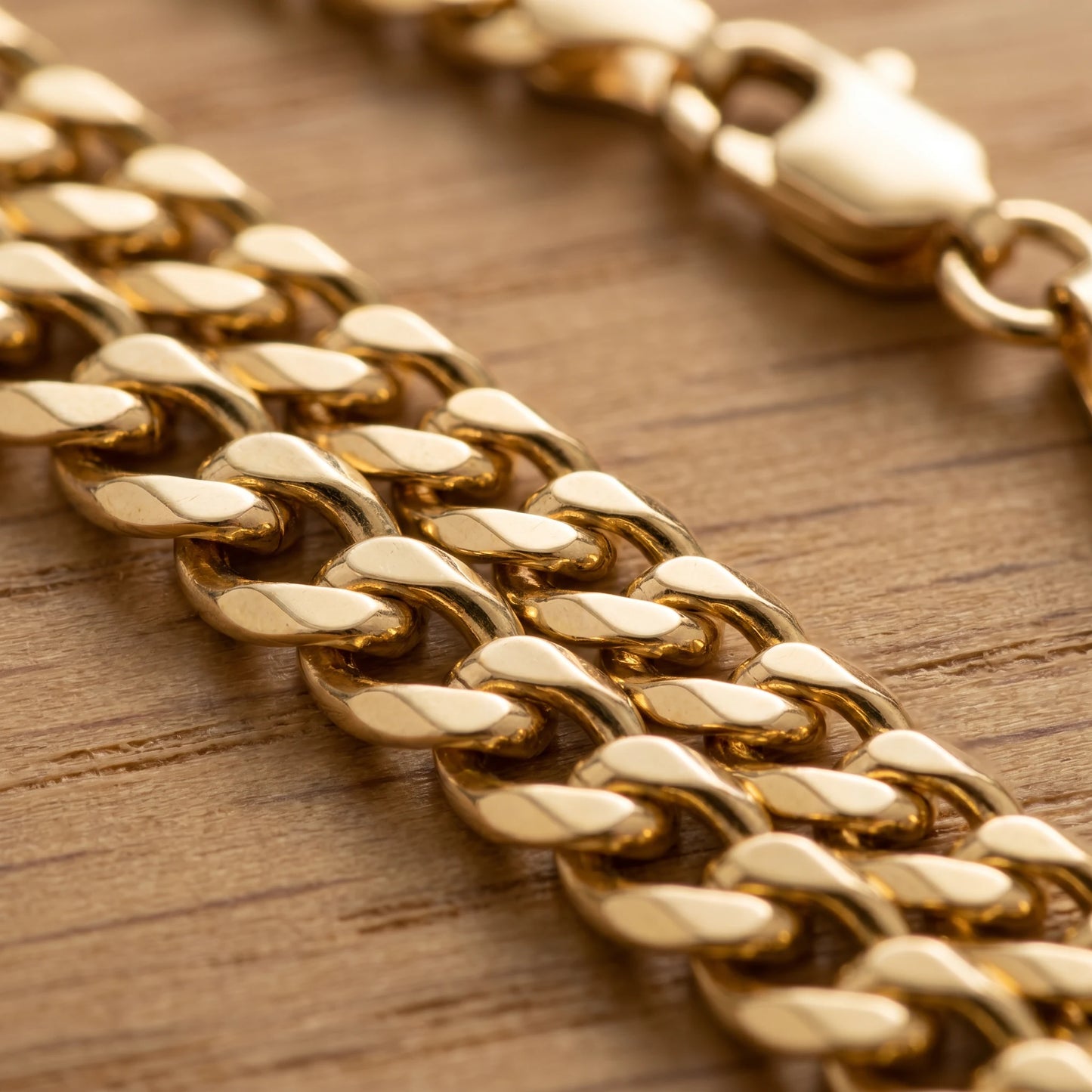 Dainty Cuban Chain Necklace gold macro detail flat oval links