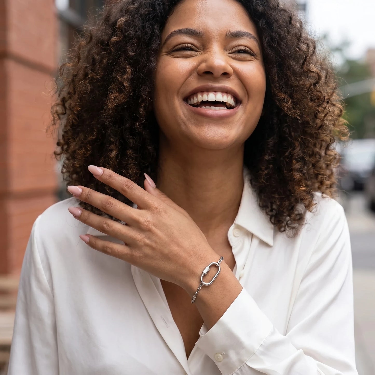 Cable chain bracelet silver — candid joy on Brooklyn cafe terrace