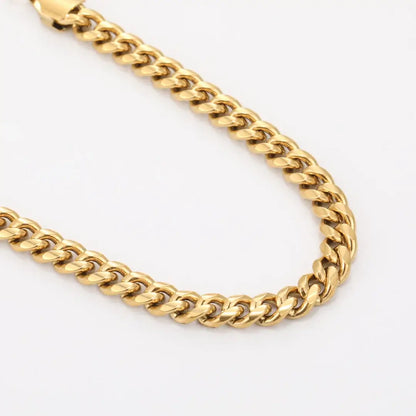 AUREATE Cuban Link Chain Anklet showcasing a stylish gold design, perfect for elevating summer fashion.