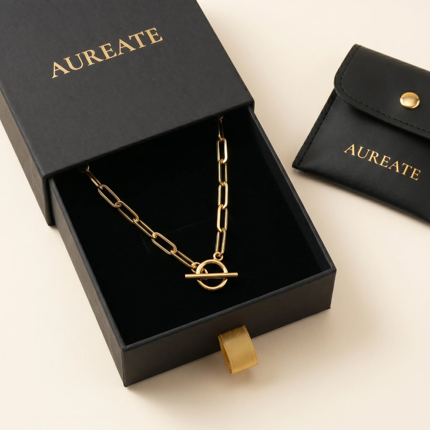 Paperclip toggle necklace gold in AUREATE matte black slide-drawer gift box with leather pouch