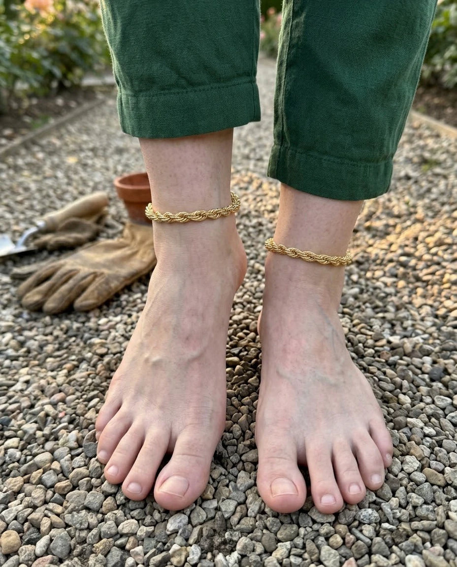 Bold Rope Anklet porté