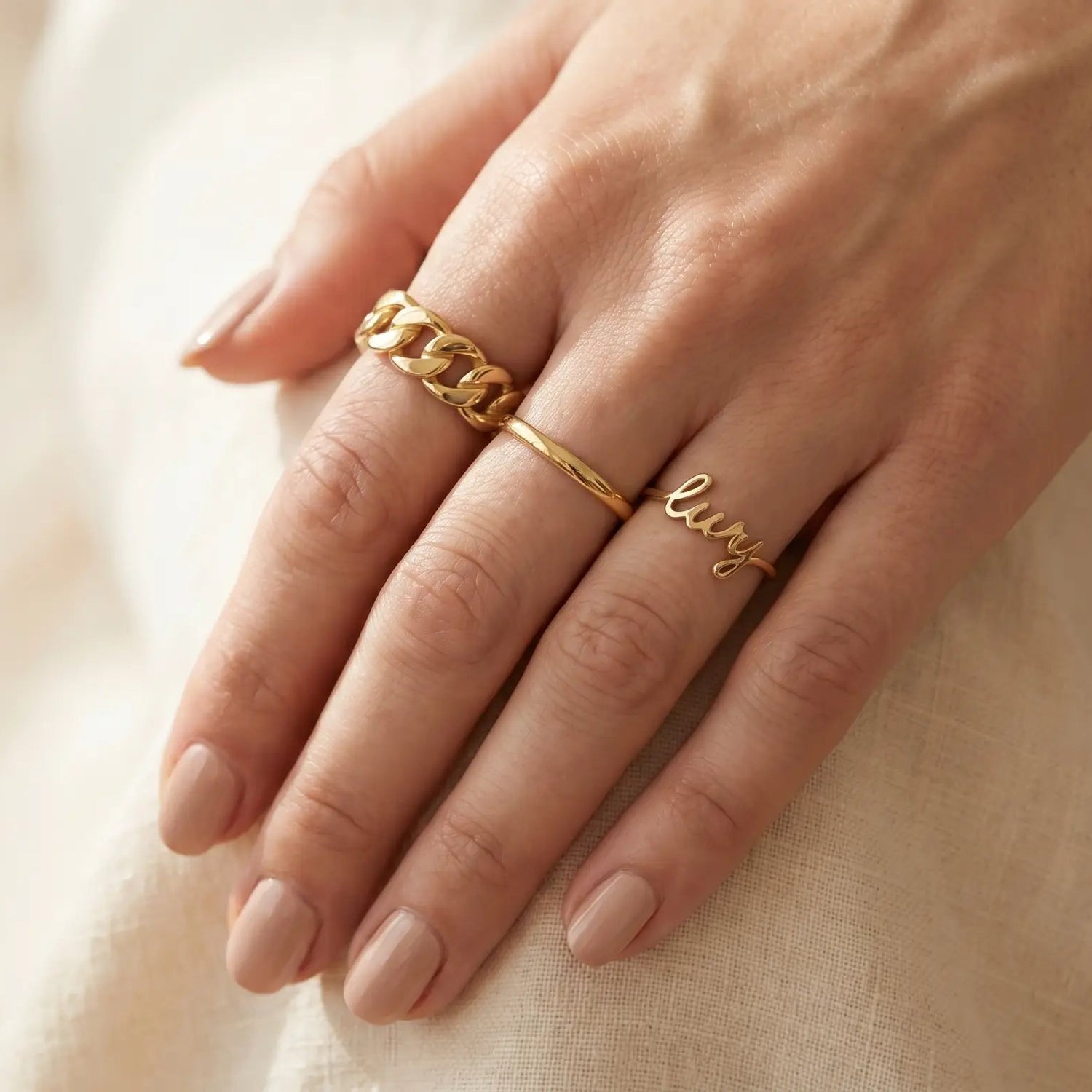 AUREATE homepage banner_rings