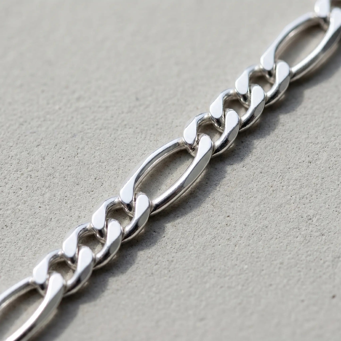 3mm Figaro Link Necklace Silver Tone macro link detail