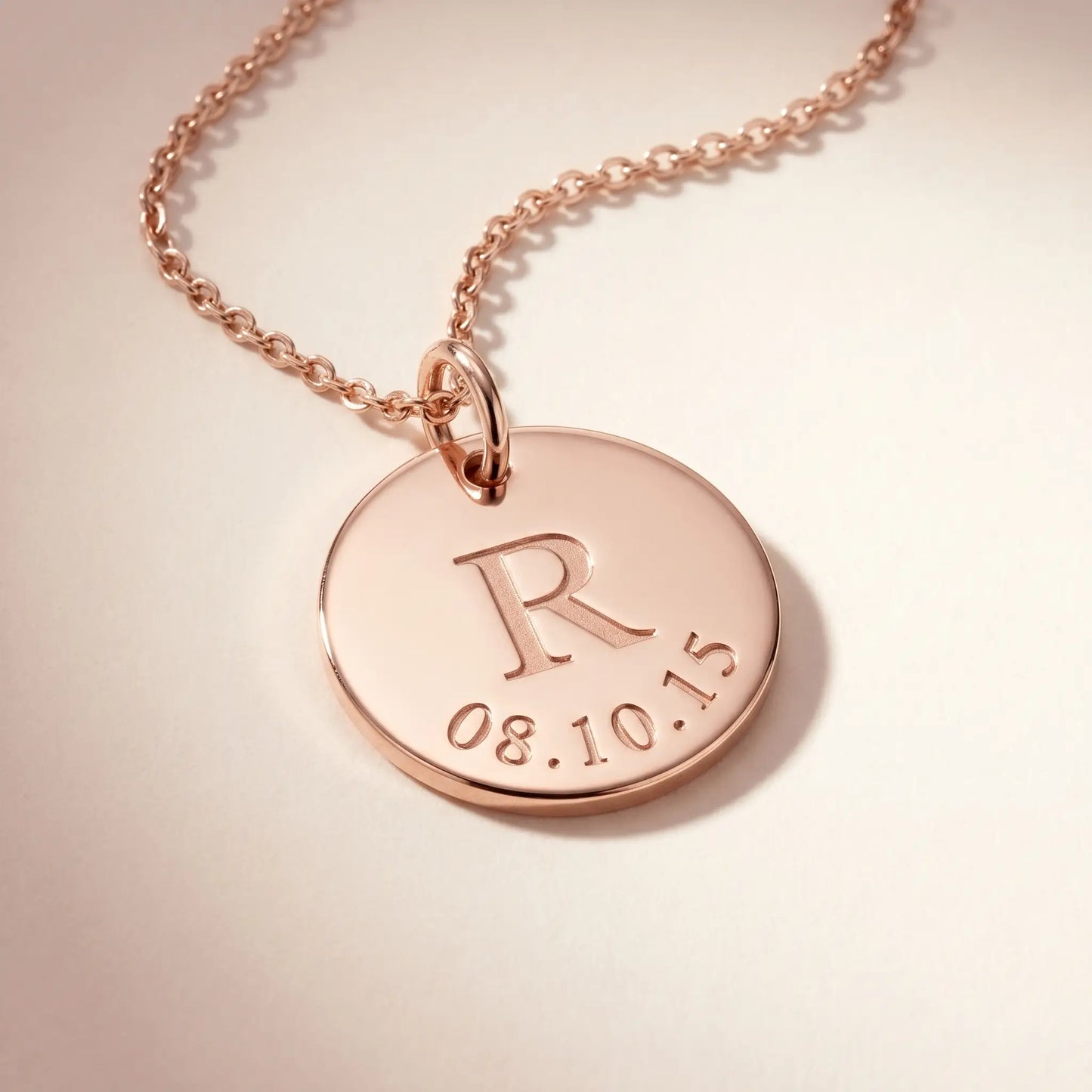 Date Letter Charm Pendant Rose Gold packshot R 08.10.15 blush cream hf_r2