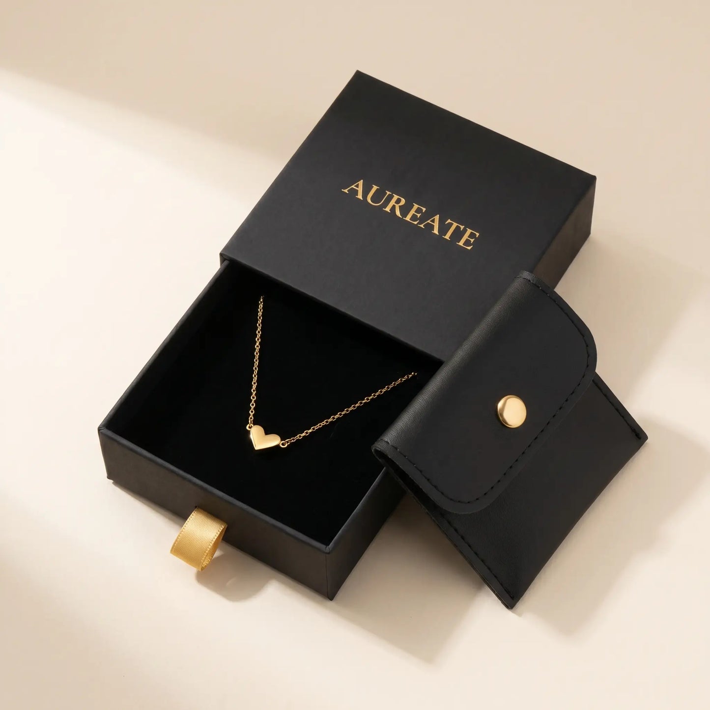 Timeless Heart Pendant Chain by AUREATE in 18K gold AUREATE gift box slide-drawer with leather pouch