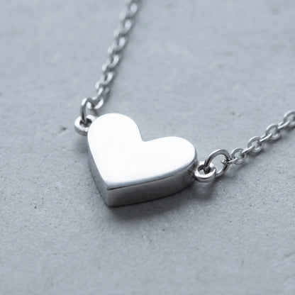 Timeless Heart Pendant Chain by AUREATE in silver tone macro detail polished heart craftsmanship