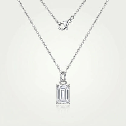 Baguette pendant necklace silver packshot