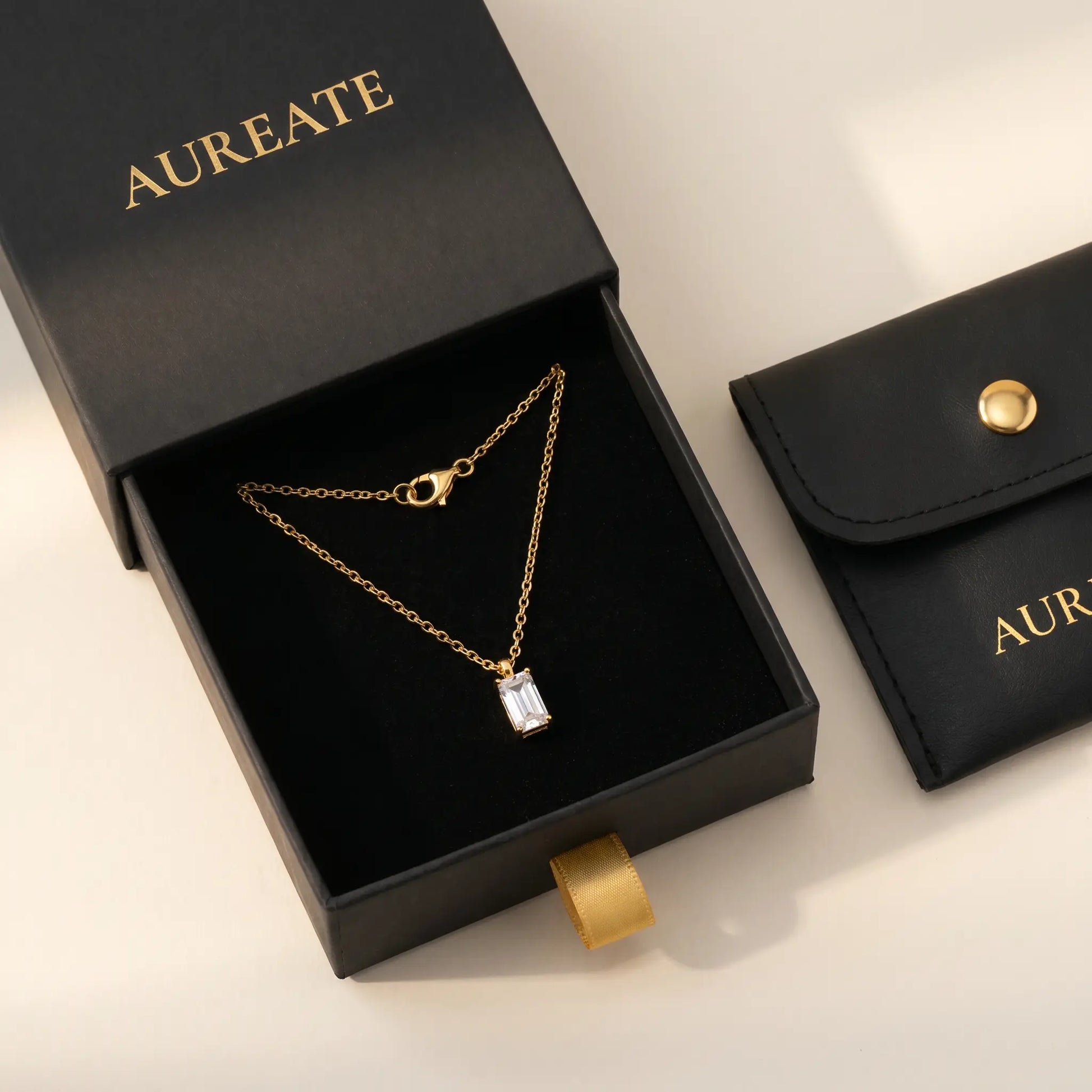 Baguette pendant necklace gold AUREATE gift box