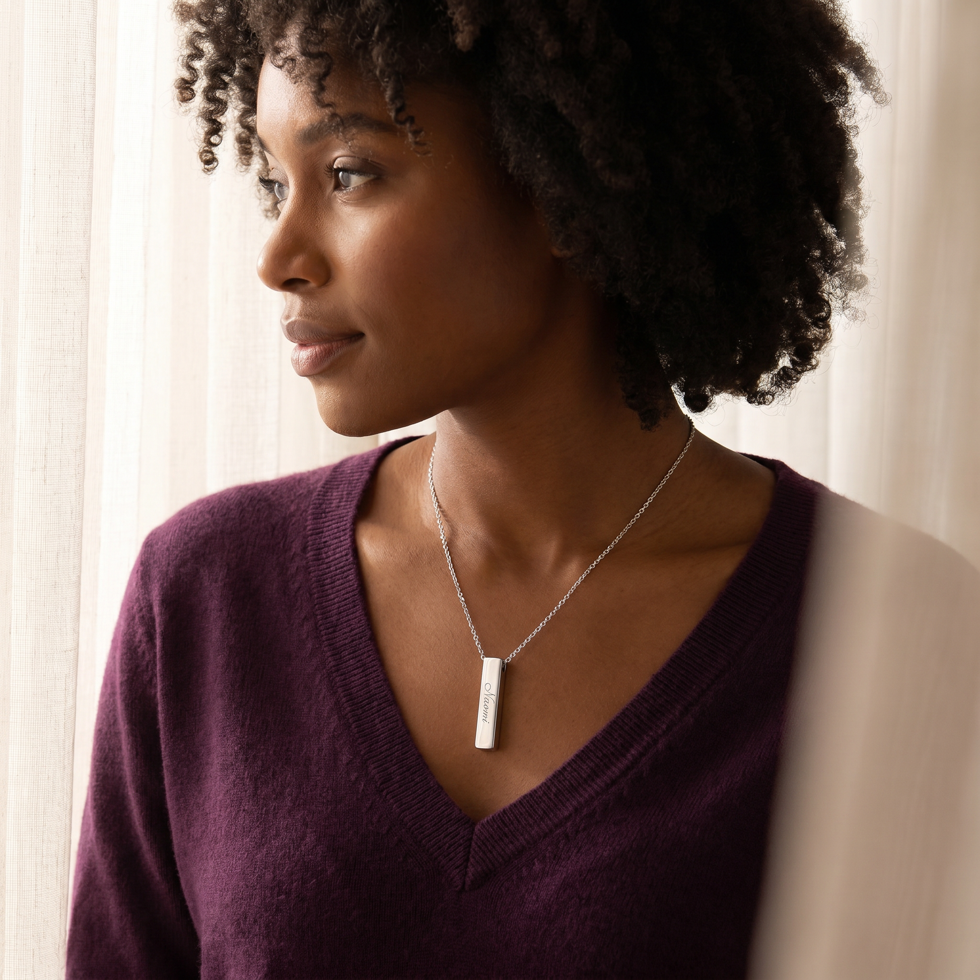 Silver vertical bar name necklace profile