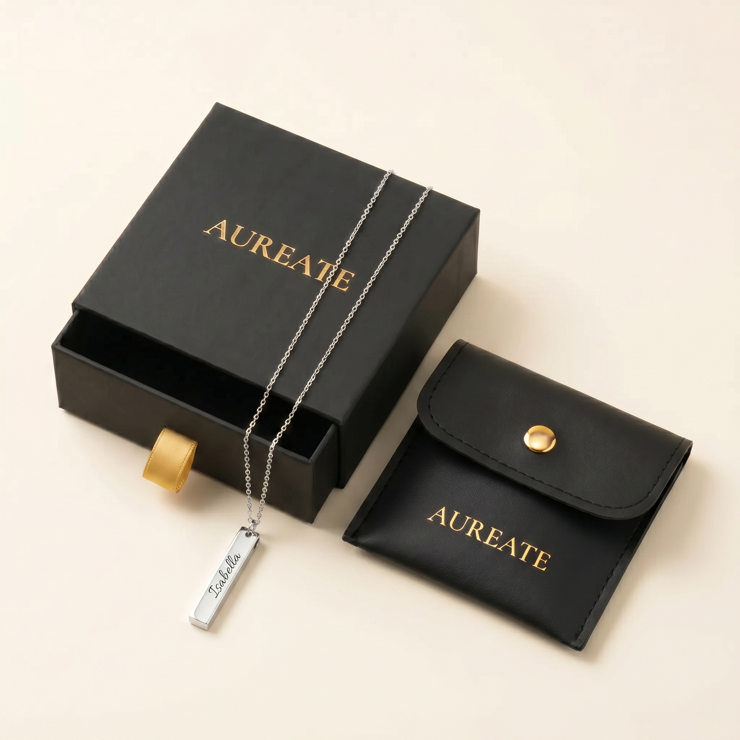 AUREATE gift box with silver vertical bar name necklace