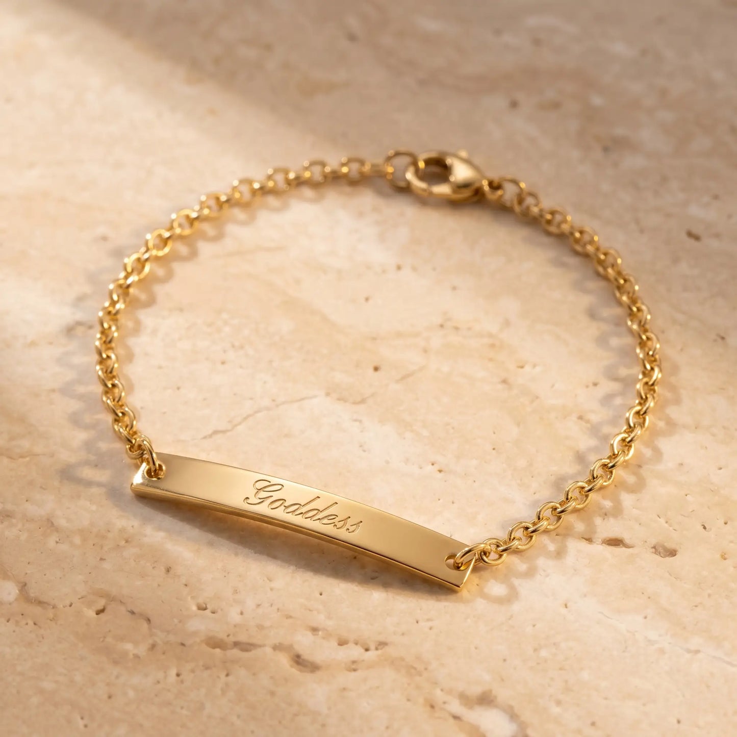 Engraved Gold Bar Bracelet AUREATE Bracelet 18K Gold Plated packshot Goddess