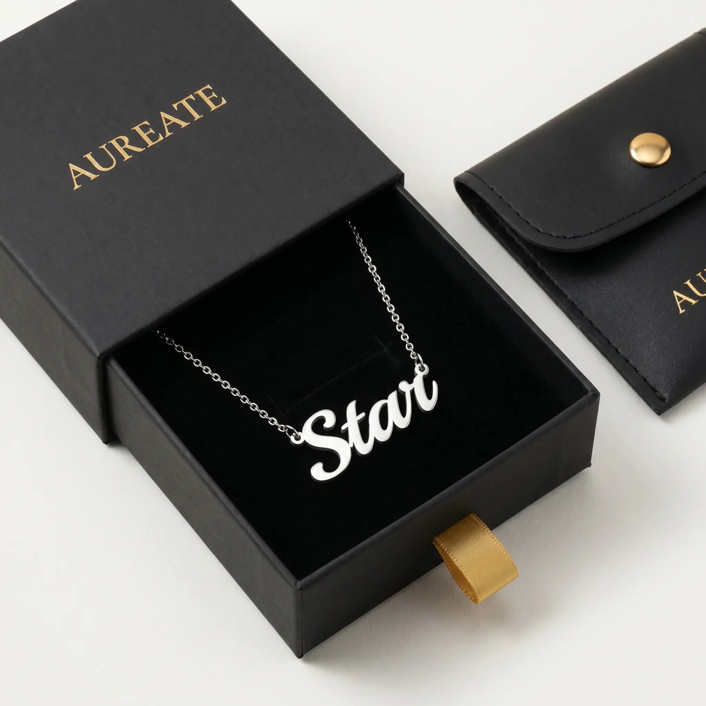 Personalised Plate Chain in 18K Gold in a gift box by AUREATE with customizable name 'Star'