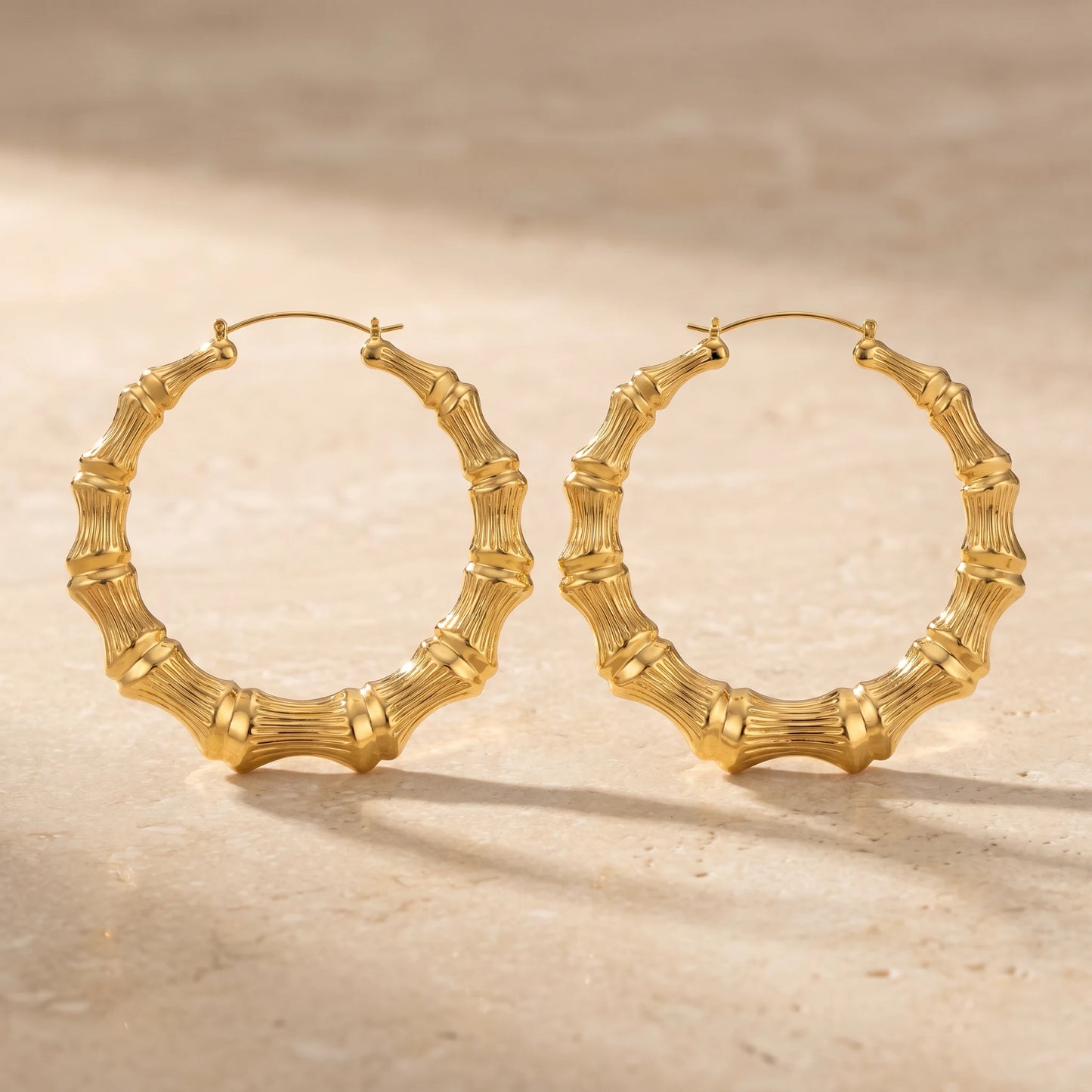 Reed-Ribbed Polished Round Earrings