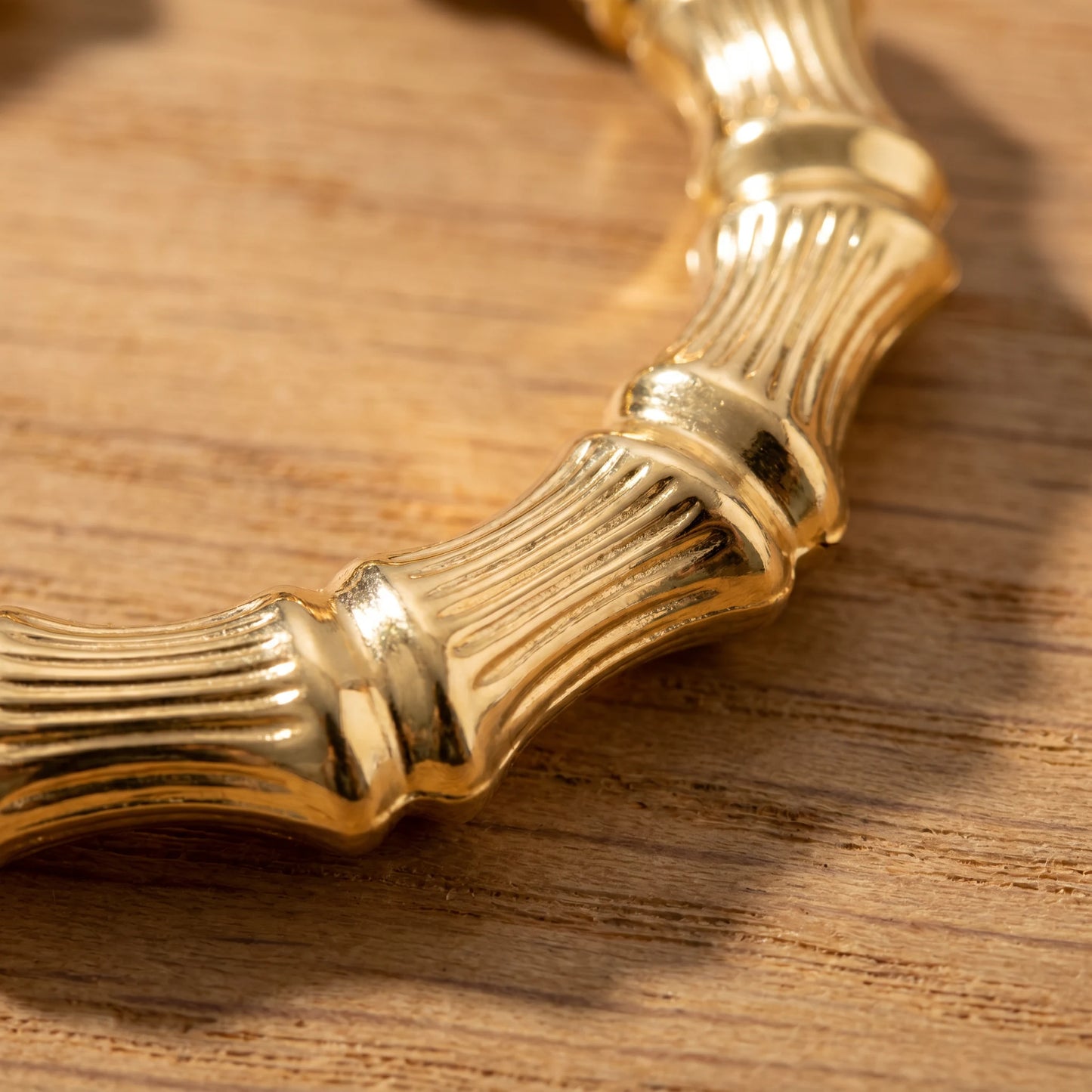 Reed-Ribbed Polished Round Earrings