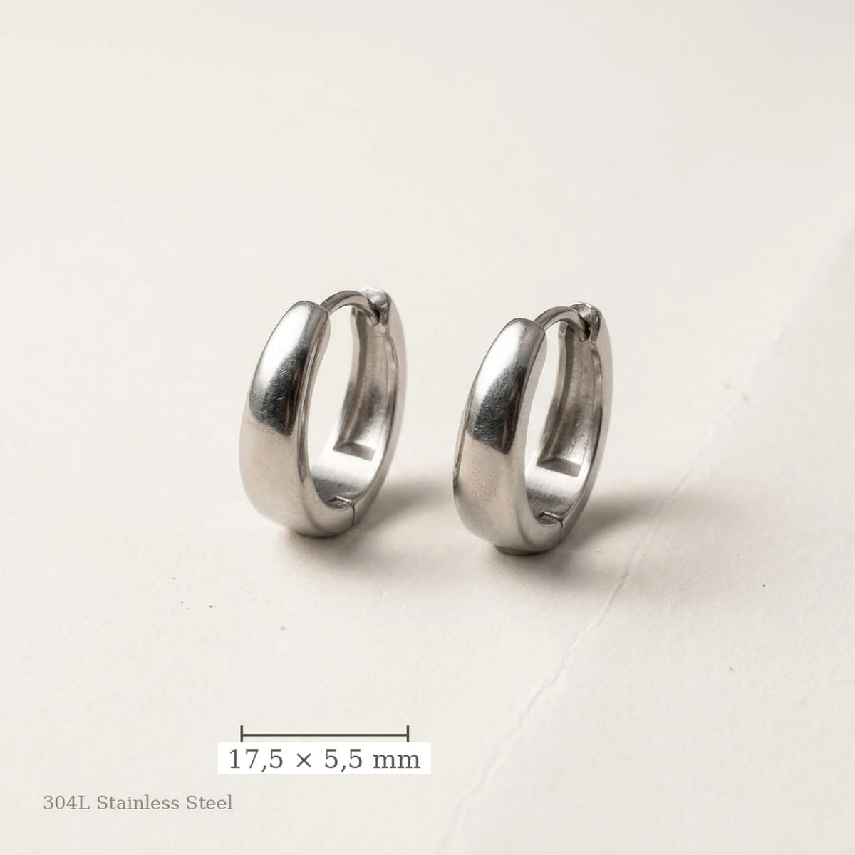 Silver tone stainless steel chunky dome hoop earrings, size guide with measurements | SKU: AUR-CHKDOM-S